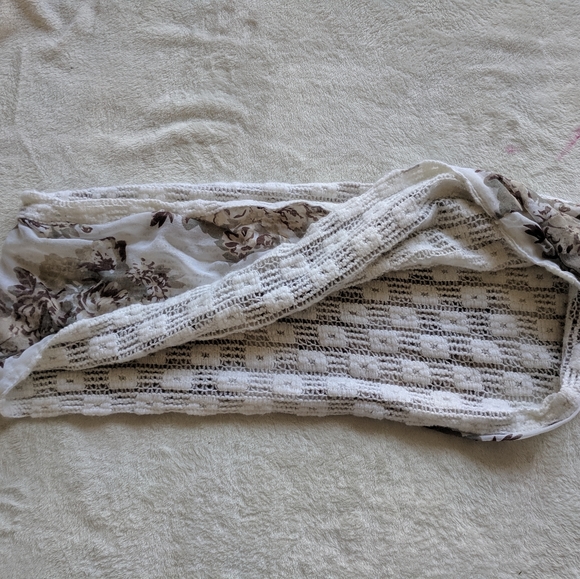 Cream Flowered Infinity Scarf - Picture 5 of 5